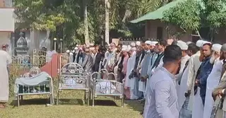 উত্তরার অগ্নিকাণ্ড: কুমিল্লায় নিজ বাড়িতেই নিহত তিনজনের দাফন